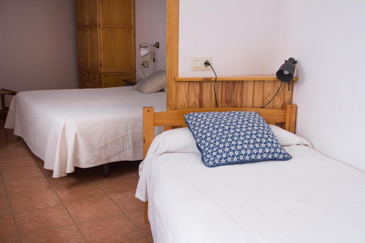 Hostal El Pozo Чулілья Екстер'єр фото